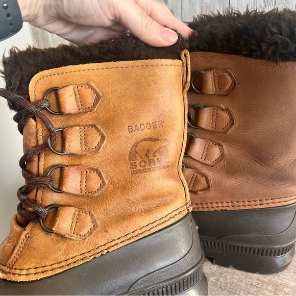 Sorel Women’s Badger Boots Size 7 - Picture 4 of 8